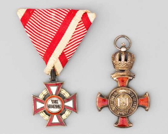 Militär-Verdienstkreuz und Silbernes Verdienstkreuz Monarchie - Foto 1
