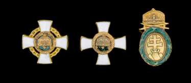 Orden der Heiligen Krone Ungarns - zwei Miniatur-Bandauflagen