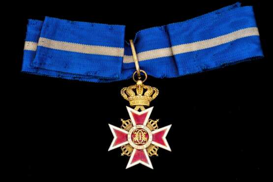 Rumänien, Orden der Krone von Rumänien - photo 1