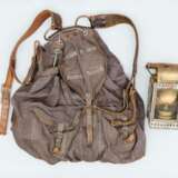 Luftwaffe, Rucksack mit Reichsbetriebsnummer von 1943 und Laterne dt. Reichsbahn - photo 1