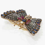 Brosche in Form eines Schmetterlings mit Diamanten, Rubinen und Saphiren - photo 1