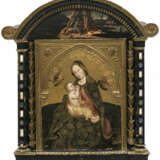 Italien Anfang 15. Jh. und später. Maria mit dem Kind und zwei Engeln - Foto 1