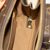 Louis Vuitton, Crossbody-Tasche "Utility" - фото 5