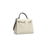 A LIMITED EDITION NATA, CHAI & GRIS MEYER EPSOM LEATHER TRICOLOR SELLIER KELLY 25 WITH PALLADIUM HARDWARE - Foto 2