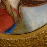 Whitmore, Julia "Madonna in Verzückung" 1860, Miniatur Gouache, r. sign./dat., Prunkrahmen (kleine Defekte), 8,8x7,2cm (oval) (m.R. 21x20cm), kleine Defekte/ Altersspuren, min. rest. - Foto 3