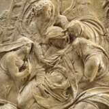 "Kreuzabnahme“ nach Guglielmo della Porta (ca. 1510-1577), großes Stucco Relief, 50x35,5cm (m.R. 54,5x40cm), div. kleine Defekte, ehem. Slg. Walter Vonficht/Allgäu - photo 3