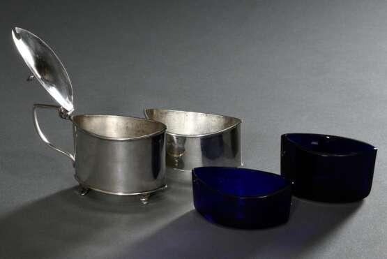 2 Diverse Teile Gewürzset in elliptischer Form mit blauen Glaseinsätzen: Salière und Senftopf, MZ verschlagen, Birmingham 1947, Silber 925, 187g (o. Glas), H. 8,2/5,2cm - photo 4