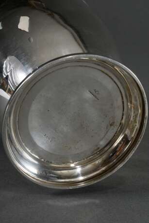 Schlichte bauchige Wasserkanne mit Monogramm "FHE", Silber 925, 629g, H. 23,5cm, leichte Druckstellen - фото 5