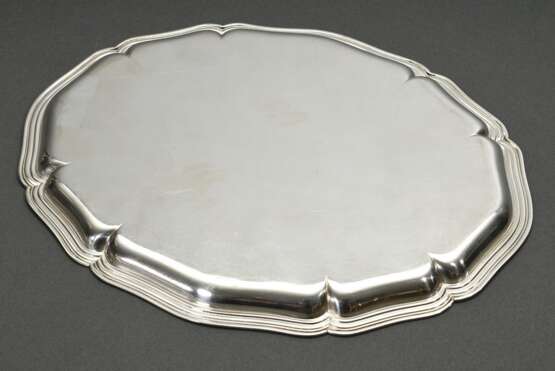Ovales Chippendale Tablett, MZ: Wilhelm Binder/ Schwäbisch Gmünd, Silber 835, 365g, 30x23cm, Gebrauchsspuren - фото 2