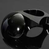 Berger, Michael (*1966) "Kinetischer Ring" Edelstahl partiell schwarz Carbon beschichtet, sign. "MB" im Oval, 33,4g, 3,6x3,5cm, Gr. 59, Original Box - Foto 2