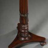 Biedermeier Notenständer mit kannelierter konischer Säule auf Tripod Fuß und verstellbarem Pult "Lyra in Lorbeerkranz", um 1840, höhenverstellbar, H. 125-160cm, Gebrauchsspuren - Foto 5
