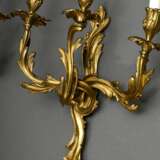 Paar dreiflammige Bronze Wandarme im Rokoko Stil, 19.Jh., elektrifiziert, 58x37cm - Foto 3