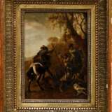 Wouwerman, Philips (1619-1668) „Wolfsjagd“, Öl/Holz, u.l. monogr., verso Restaurationsvermerk von 1836 und Klebeetikett "Galerie Commeter/Hbg.", 24,3x17,8cm (m.R. 36x29,3cm), rest., min. Altersspuren - photo 2