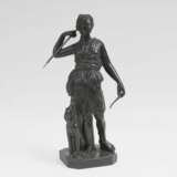 Figur 'Diana mit Jagdhund' nach der Antike - Foto 1