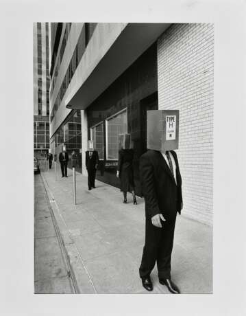 Kern, Geof (*1950) "American centre of design 3" 1991, Fotografie, 35,6x27,8cm, o. Rand leicht fleckig - Foto 2