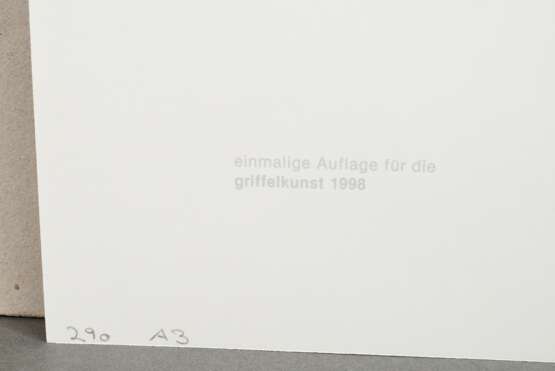 Schulze, Alfred Otto Wolfgang gen. Wols (1913-1951) "o.T." 1939/1998, Fotografie, Griffelkunst, verso Nachlassangabe u. bez., BM 38x29cm, verso Montagereste, o.l. kleine Knickspur - photo 4