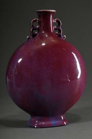 Moon Flask "Bianhu" mit schöner Flambé Glasur in sattem violett, rot und blau, Boden mit geprägter Qianlong Siegelmarke, H. 35,5cm - фото 2