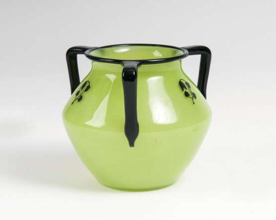 Dreihenklige Tango-Glas Vase - photo 1