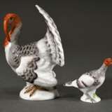 2 Diverse polychrom staffierte Meissen Miniaturfiguren „Vögel“, 20.Jh.: "Truthenne" (Modellnr.: 77013, H. 4,8cm) und "Truthahn" (Modellnr.: 77259, Formernr.: 160, H. 10,5cm) - фото 4
