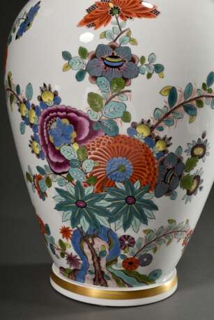 Große Deckelvase in Balusterform mit polychromem Kakiemon Dekor und Goldrand, 20.Jh., Modellnr.: 5116, Formernr.: 6813, Malernnr.: 5.4831, H. 66 cm, Ø 30cm - Foto 2