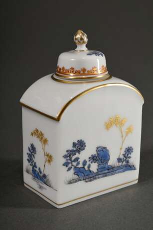 Kleine Meissen Teedose mit blauer Bemalung „Chinoiserie“ und Goldstaffage, 20. Jh., Ritznr.: 652/09855, Malernr.: 570110-60, 9,5x6x3,7cm - photo 2