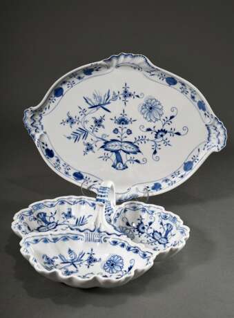 2 Teile Meissen "Zwiebelmuster" Porzellan, 20.Jh.: Cabaret (29,5 x33,5cm, 3 Schleifstr.) und gr. Tablett mit Rocaillegriffen (46 x33,5cm) min. ber. - photo 2