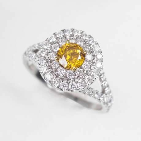 Fancy-Diamant-Brillant-Ring - photo 1