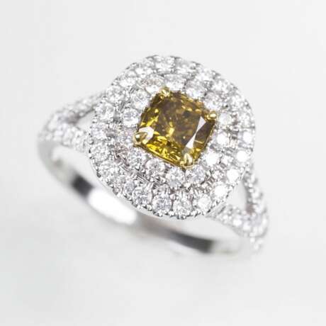 Fancy-Diamant-Brillant-Ring - фото 1