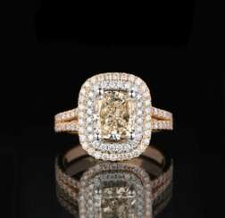 Fancy Diamant-Ring.