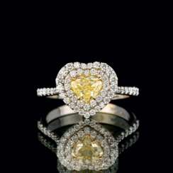 Fancy-Diamant-Ring 'Herz'.