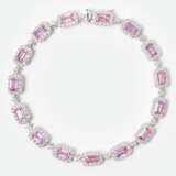 Elegantes Pink-Saphir-Armband mit Brillant-Besatz. - фото 1