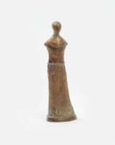 Edgar Augustin (Recklinghausen 1936 - Hamburg 1996). Gewandfigur II.