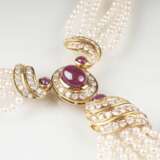 Hochwertiges Perlen-Collier mit reichem Brillant- und Rubin-Besatz - Foto 2