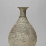 A BUNCHEONG INCISED STONEWARE BOTTLE - photo 4