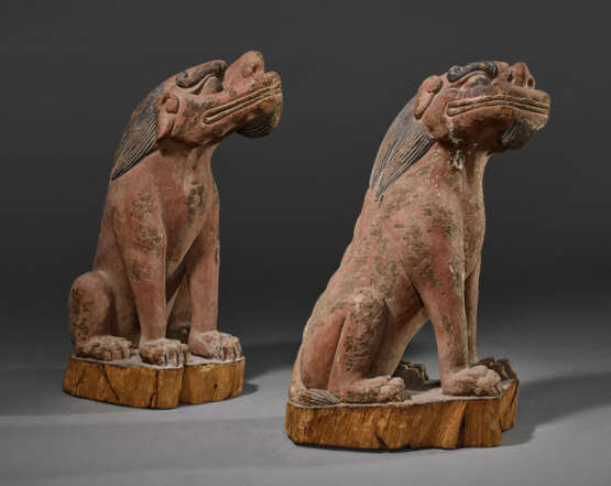 A PAIR OF WOOD SCULPTURES OF LIONS - photo 4
