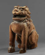 Période Momoyama. A WOOD SCULPTURE OF LION-DOG