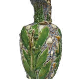 A FRENCH POST-PALISSY EARTHENWARE EWER - фото 2