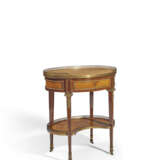 AN AUSTRIAN ORMOLU-MOUNTED ASH AND AMARANTH-CROSSBANDED OCCASIONAL TABLE - photo 3