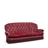 A CRIMSON VELVET UPHOLSTERED THREE-SEATER SOFA - photo 3