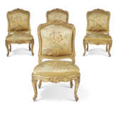 A SET OF FOUR LOUIS XV GILTWOOD SIDE-CHAIRS - Foto 2