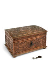 A LOUIS XIV BOIS DE SAINTE-LUCIE CASKET