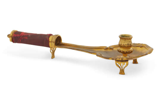 A FRENCH ORMOLU CHAMBER CANDLESTICK - photo 1