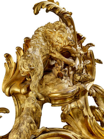 A PAIR OF FRENCH ORMOLU CHENETS - фото 2