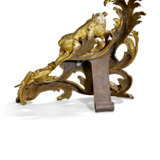 A PAIR OF FRENCH ORMOLU CHENETS - photo 4