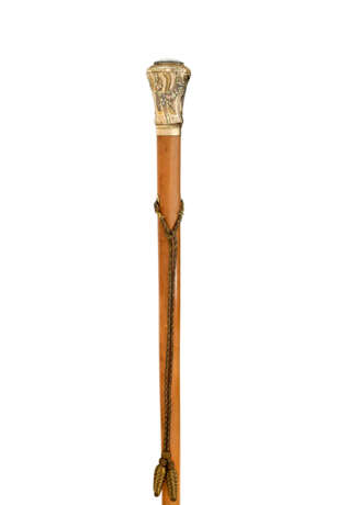 A SWISS VARI-COLOR GOLD-MOUNTED WALKING STICK SET WITH A WATCH - photo 1