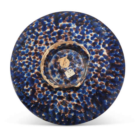 A FRENCH PALISSY-STYLE EARTHENWARE CIRCULAR DISH - фото 2