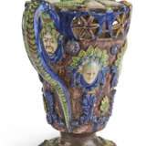 A FRENCH PALISSY-STYLE EARTHENWARE PUZZLE-JUG - Foto 2