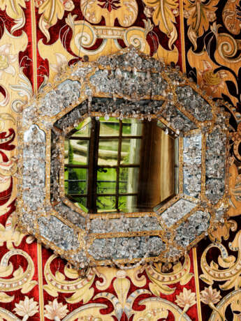 AN ITALIAN ROCK CRYSTAL AND EMBOSSED GILT-COPPER MIRROR - фото 2
