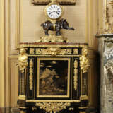 A PAIR OF LATE LOUIS XV ORMOLU-MOUNTED, BRASS-INLAID, JAPANESE LACQUER AND EBONY MEUBLES A HAUTEUR D`APPUI - фото 2