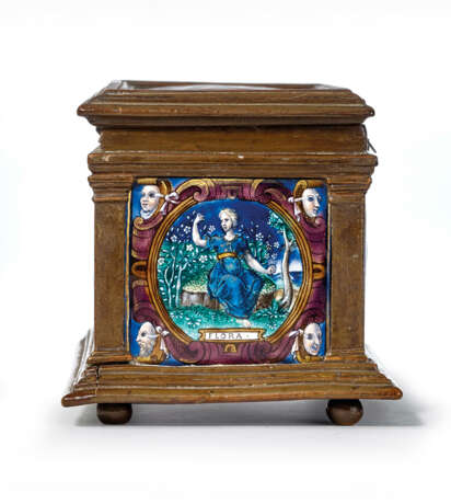 A SET OF FIVE LIMOGES ENAMEL PLAQUES WITH ALLEGORICAL SCENES MOUNTED IN A CASKET - photo 5